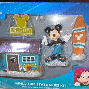 Disney Miniature Statuaries Kit Mickey Mouse Aloha Surf Indoor Outdoor Decor